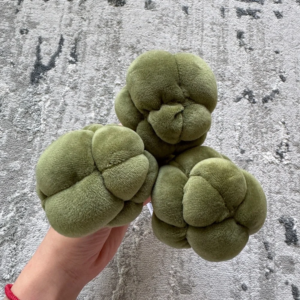 NWT Jellycat Vivacious Broccoli RETIRED